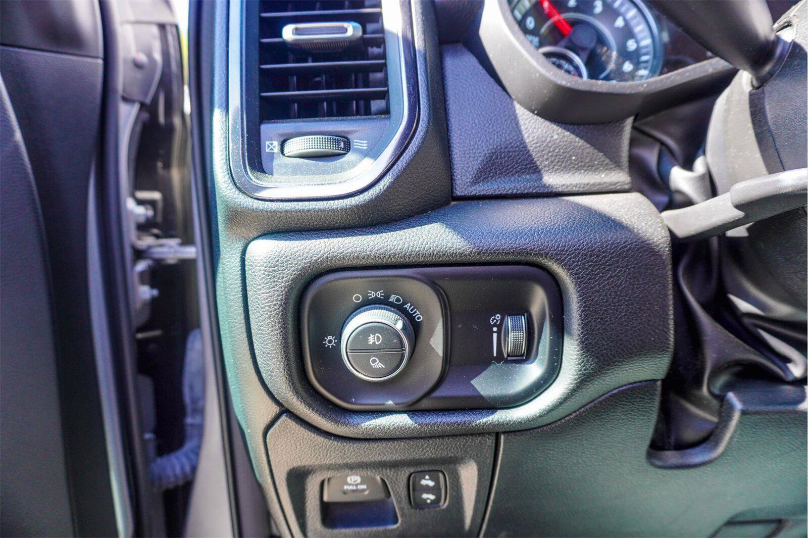 Used 2024 RAM 1500 Big Horn AWD/4WD image 22