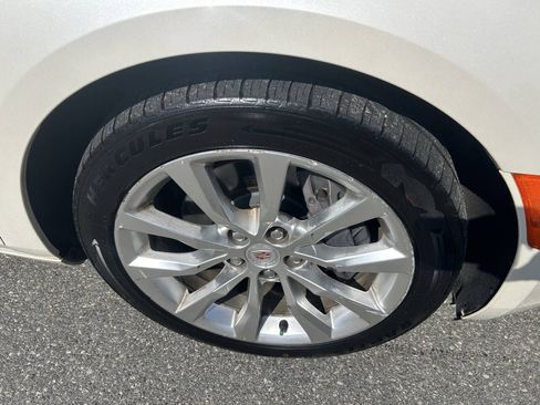 Used 2015 Cadillac XTS Luxury w/ Driver Awareness Package AWD/4WD image 13