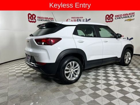 Used 2023 Chevrolet TrailBlazer LS image 8