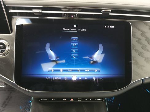 Certified 2026 Mercedes-Benz E 350 4MATIC Sedan image 18