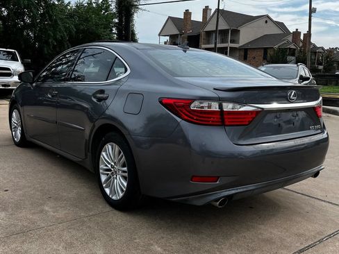 Used 2014 Lexus ES 350 w/ Luxury Package FWD image 10