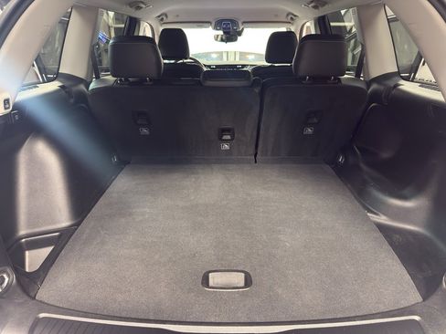 Used 2023 Jeep Grand Cherokee Limited image 30