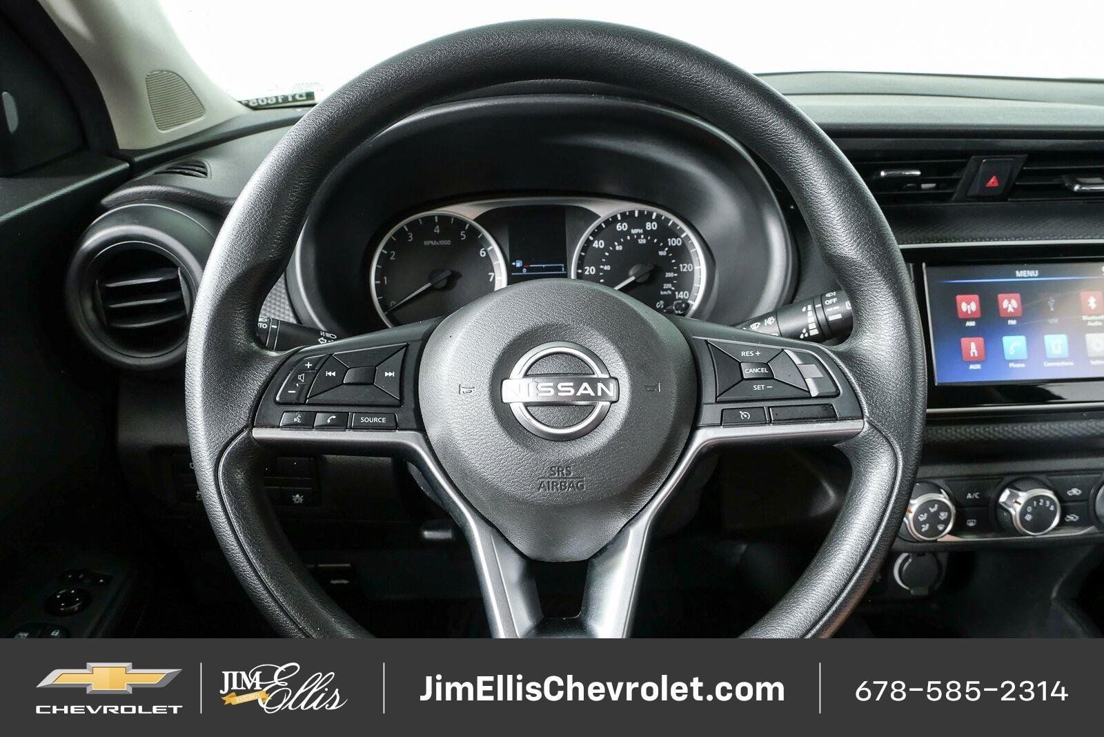 Used 2022 Nissan Kicks S FWD image 10