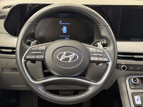 Used 2024 Hyundai Palisade SEL FWD image 11