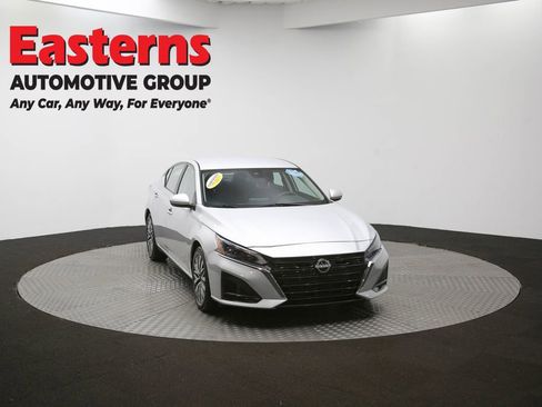 Used 2023 Nissan Altima 2.5 SV image 50