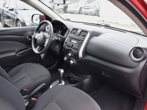 Used 2014 Nissan Versa SV FWD image 17