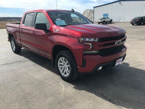 Used 2021 Chevrolet Silverado 1500 RST AWD/4WD image 4