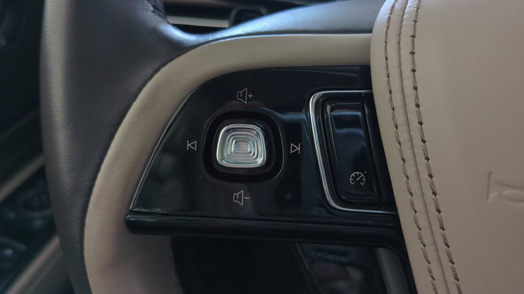 Used 2024 Lincoln Aviator Reserve RWD image 21