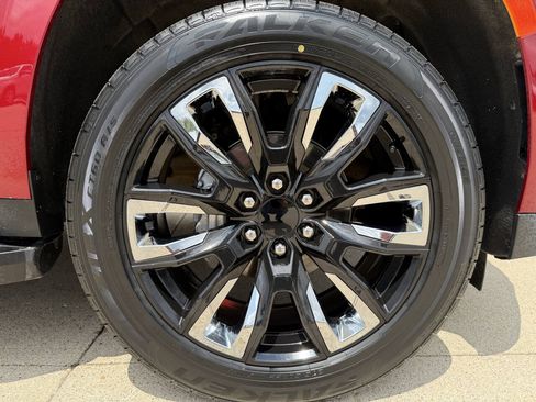 Used 2023 GMC Yukon Denali AWD/4WD image 11