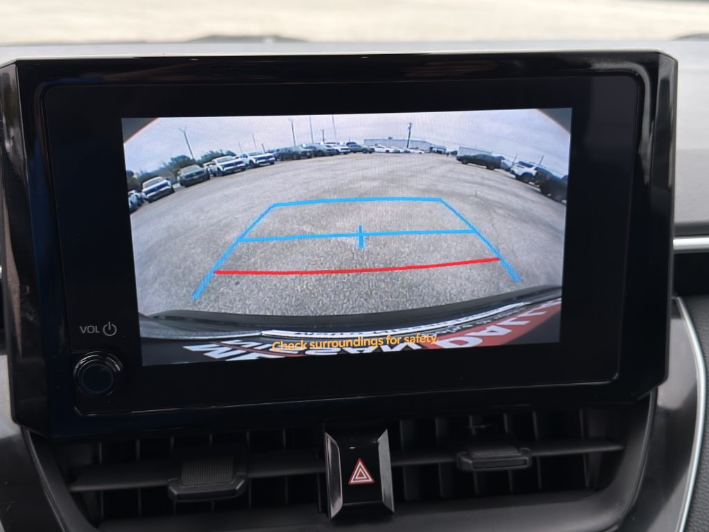 Used 2024 Toyota Corolla LE FWD image 16