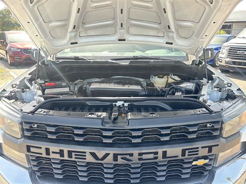 Used 2021 Chevrolet Silverado 1500 W/T w/ WT Value Package AWD/4WD image 28
