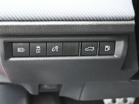 Used 2025 Toyota Camry SE w/ Multimedia Upgrade Package image 16