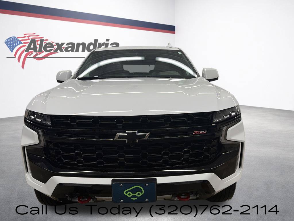 Used 2024 Chevrolet Tahoe Z71 w/ Luxury Package AWD/4WD image 2