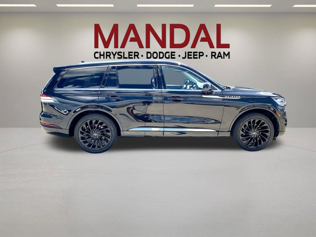 Used 2022 Lincoln Aviator Reserve w/ Equipment Group 201A AWD/4WD image 5