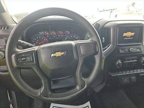 Used 2020 Chevrolet Silverado 1500 Custom w/ Custom Value Package image 13