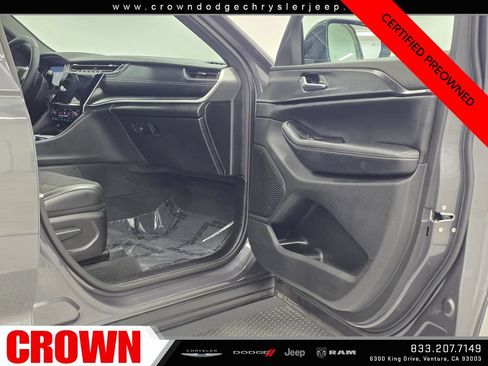 Used 2023 Jeep Grand Cherokee L Laredo AWD/4WD image 10