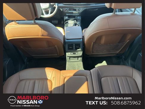 Used 2023 Audi Q5 2.0T Premium w/ Convenience Package image 15