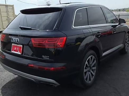 Used 2017 Audi Q7 3.0T Prestige w/ Prestige Package AWD/4WD image 10