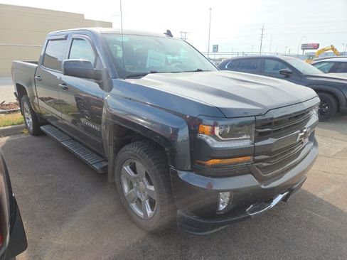 Used 2018 Chevrolet Silverado 1500 LT w/ All Star Edition AWD/4WD image 1