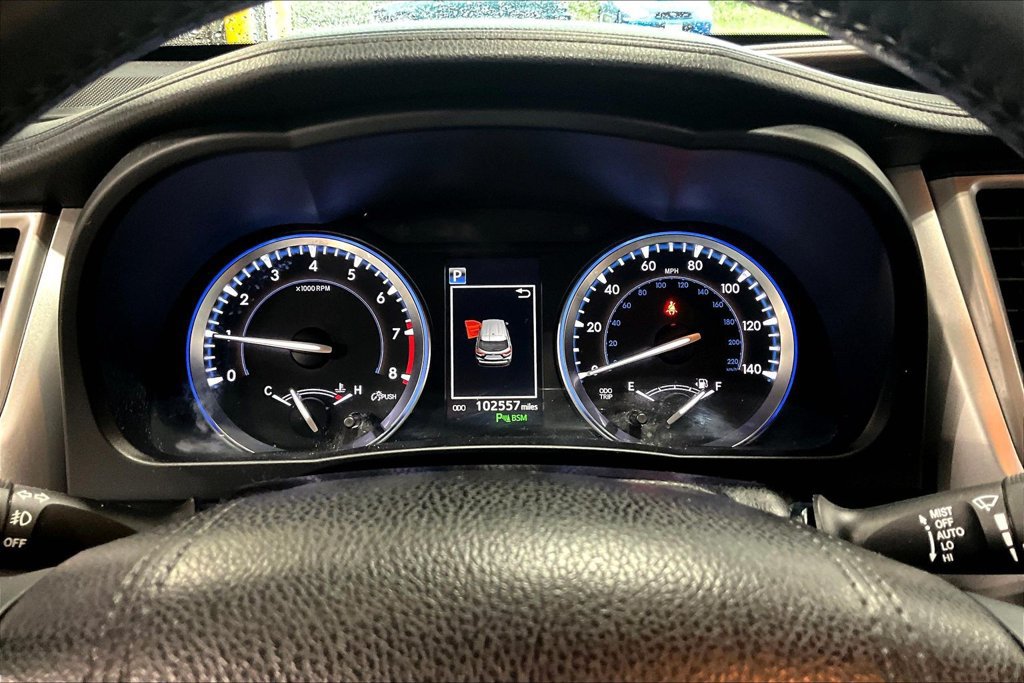 Used 2017 Toyota Highlander Limited Platinum AWD/4WD image 13