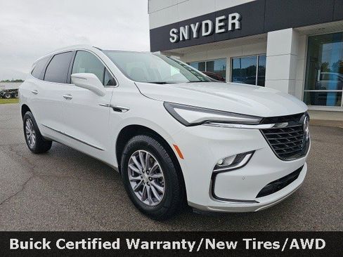 Certified 2022 Buick Enclave Essence image 1