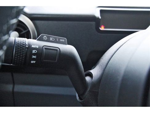 Used 2025 INEOS Grenadier Fieldmaster Edition image 15