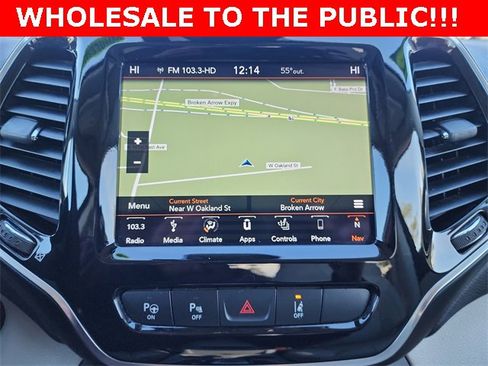 Used 2019 Jeep Cherokee Limited w/ Luxury Group image 22
