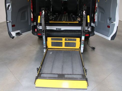 Used 2018 Ford Transit 350 XL image 22