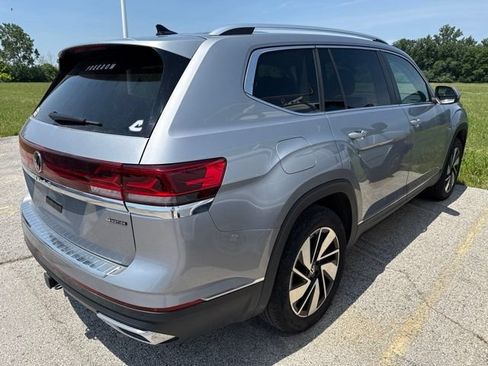 Used 2024 Volkswagen Atlas SEL AWD/4WD image 6