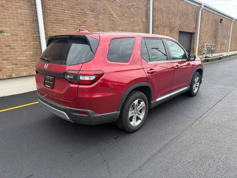 Certified 2025 Honda Pilot EX-L image 6