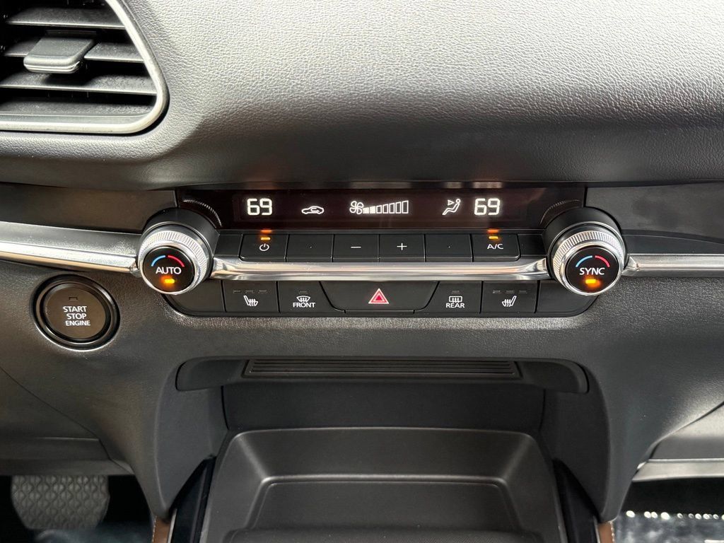 Used 2022 MAZDA CX-30 AWD 2.5 S w/ Premium Package image 32