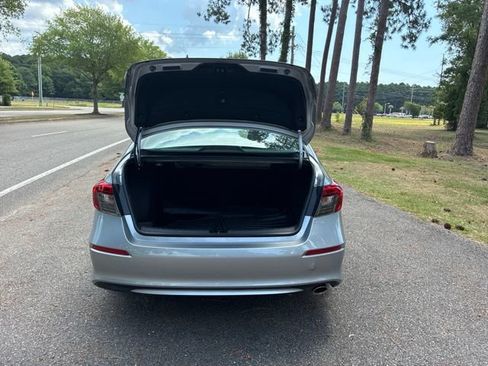 Used 2023 Honda Civic Sport image 18