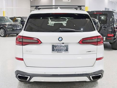 Used 2019 BMW X5 xDrive50i w/ M Sport Package AWD/4WD image 13