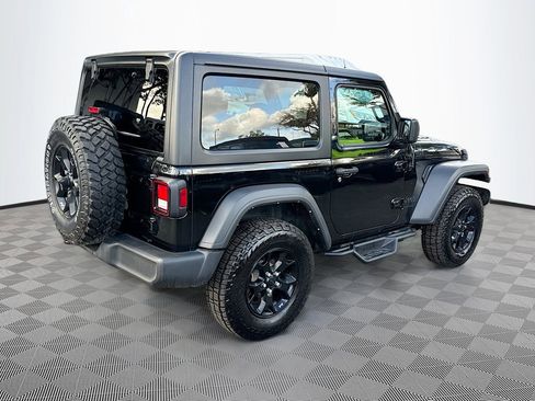 Used 2022 Jeep Wrangler Willys image 6
