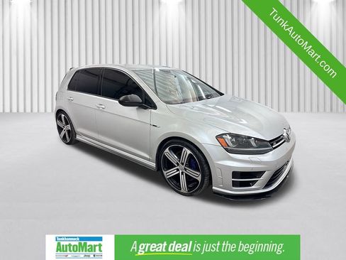 Used 2016 Volkswagen Golf 4-Door image 1