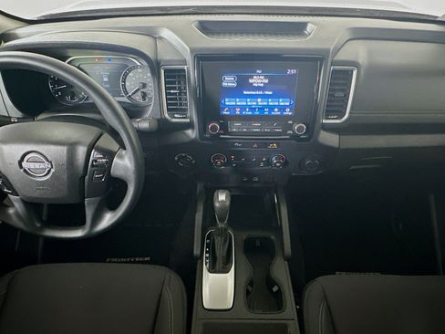 Used 2023 Nissan Frontier SV AWD/4WD image 27