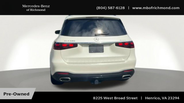 Used 2024 Mercedes-Benz GLS 580 4MATIC image 9