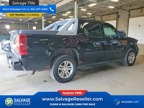Used 2007 Chevrolet Avalanche LTZ w/ LTZ Preferred Equipment Group AWD/4WD image 4