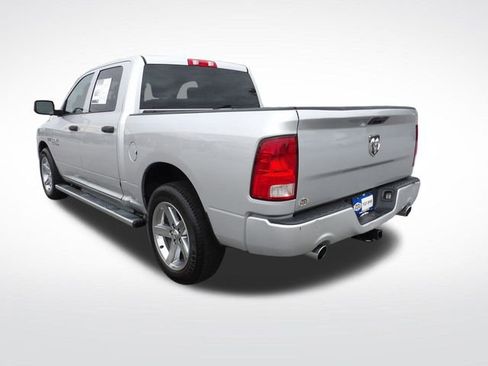 Used 2017 RAM 1500 Express image 10