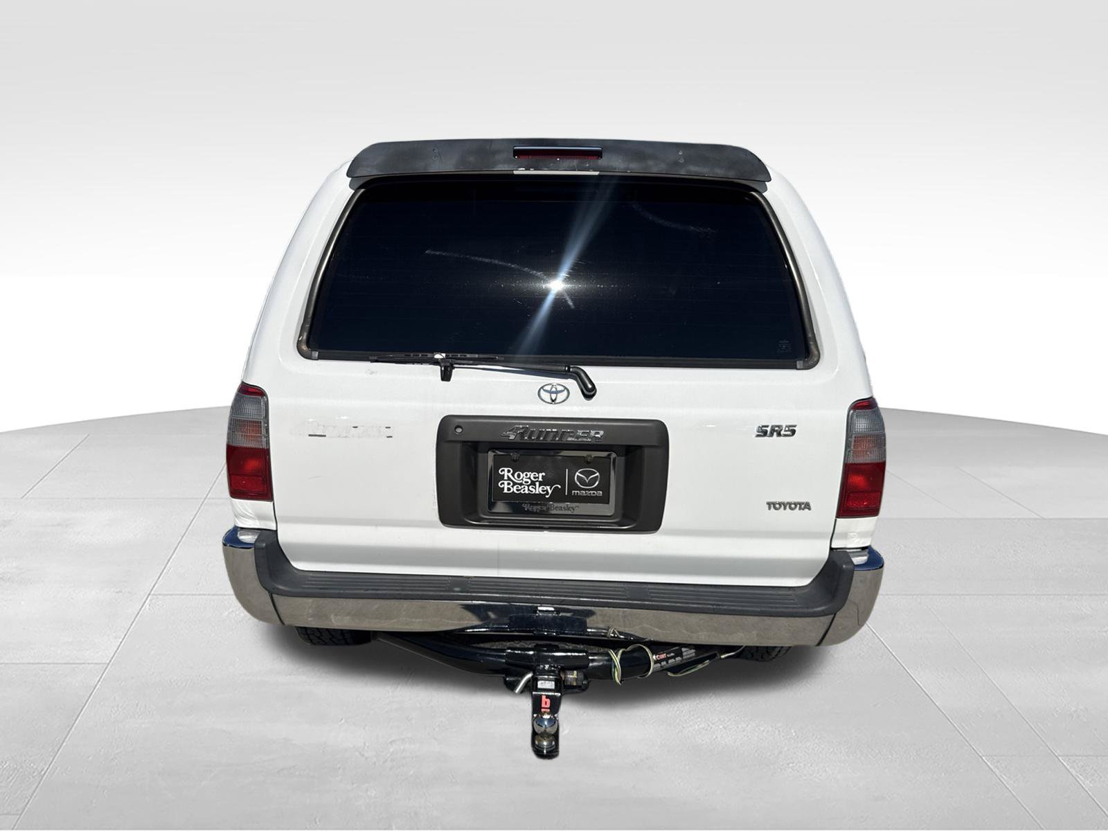 Used 2000 Toyota 4Runner SR5 RWD image 6