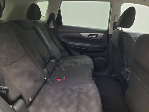 Used 2015 Nissan Rogue SV FWD image 19