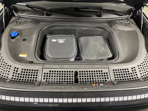 New 2026 Hyundai Ioniq 9 Limited image 9