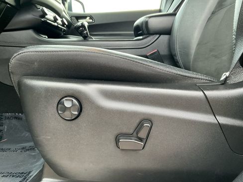 Used 2022 Dodge Durango GT image 23