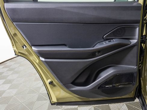 New 2026 Jeep Cherokee Overland image 43