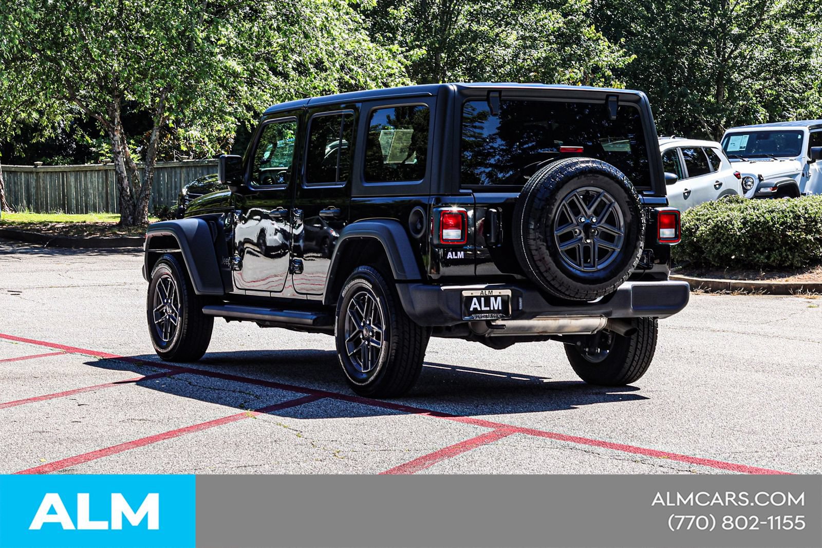 Used 2024 Jeep Wrangler Unlimited Sport AWD/4WD image 8