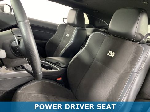 Used 2018 Dodge Challenger T/A image 20