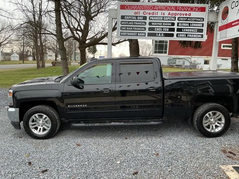 Used 2018 Chevrolet Silverado 1500 LT w/ All Star Edition image 8