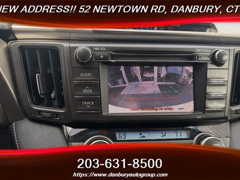 Used 2013 Toyota RAV4 XLE AWD/4WD image 17