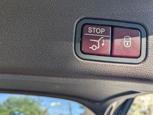 Used 2016 Mercedes-Benz GLE 350 image 13