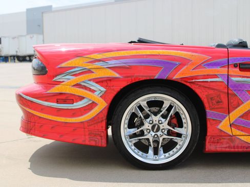 Used 1997 Chevrolet Camaro LT w/ Preferred Equipment Group 2 RWD image 31